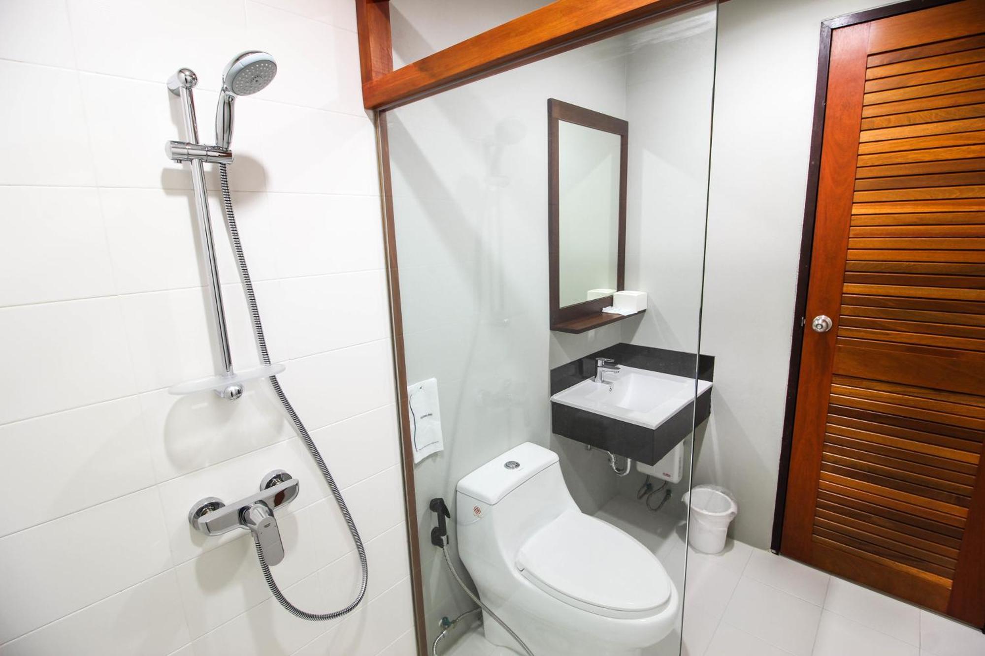 Tai-Shan Suites Ratchaburi Camera foto