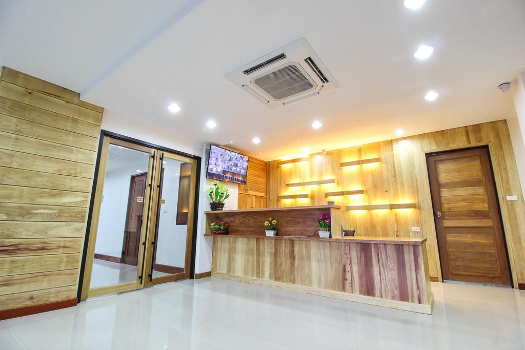 Tai-Shan Suites Ratchaburi Esterno foto